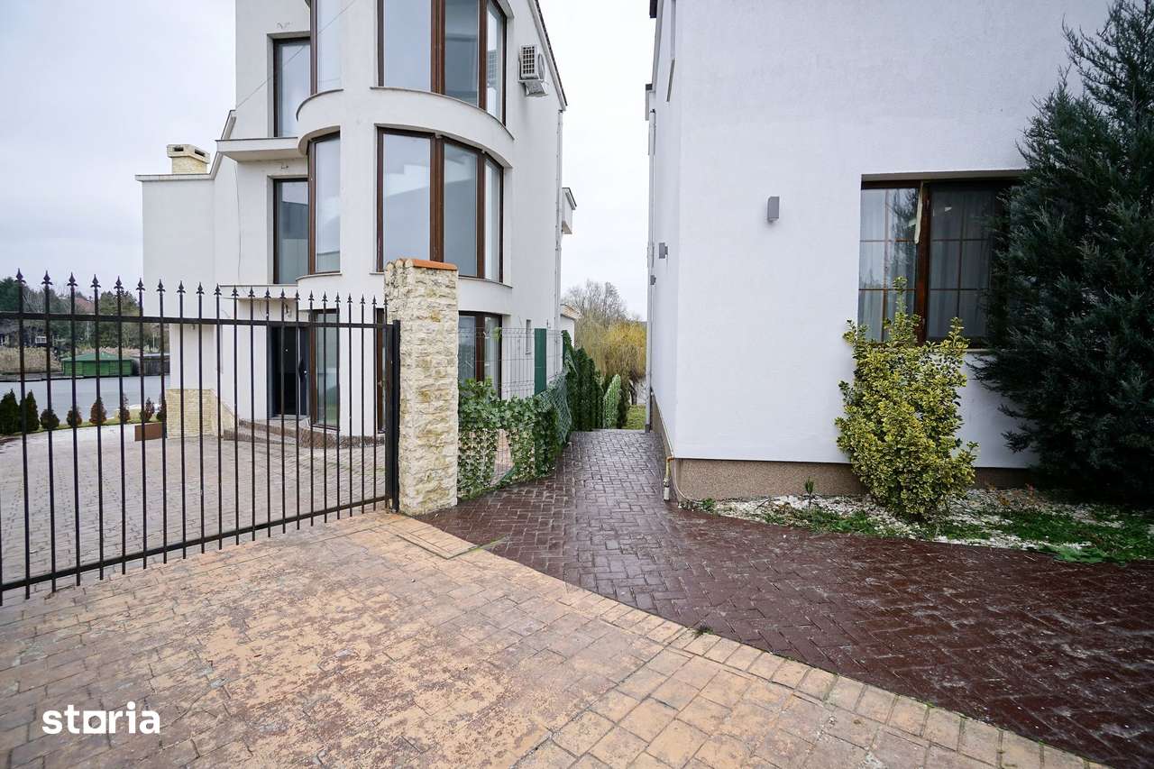 Casa, 441 m²,  - Imagine principală: 4/20