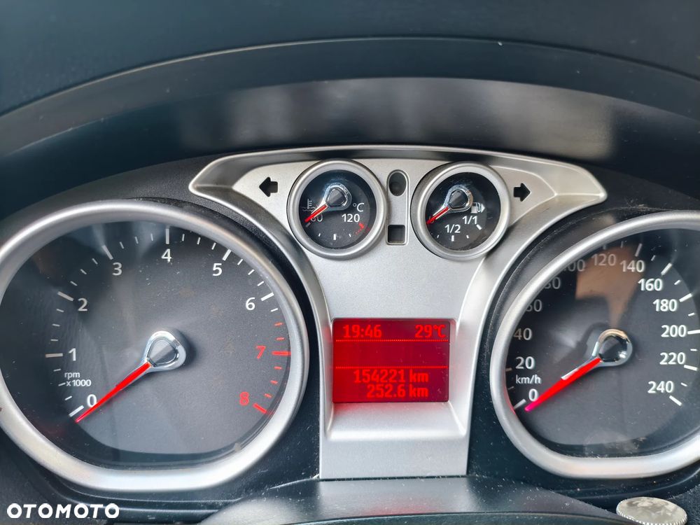 Ford C-MAX 1.8 Ghia - 12