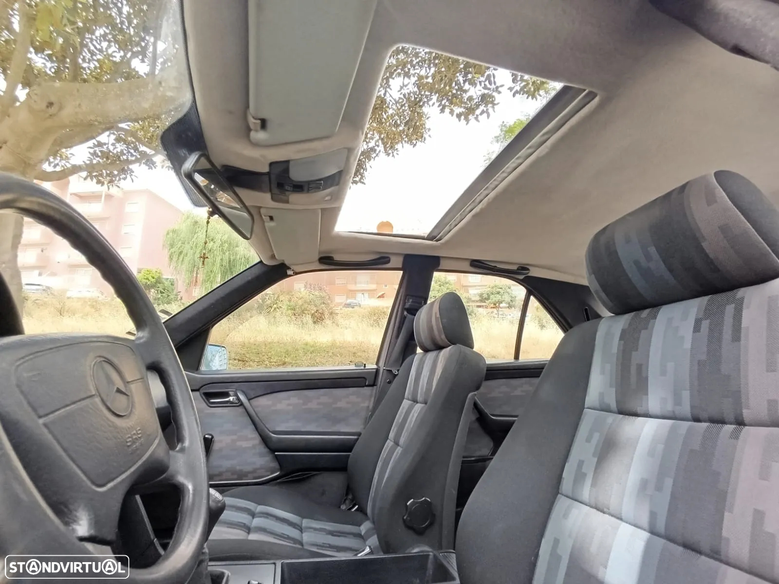 Mercedes-Benz C 220 D Elegance - 14