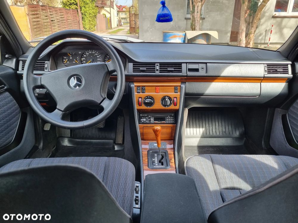 Mercedes-Benz W124 (1984-1993) - 6