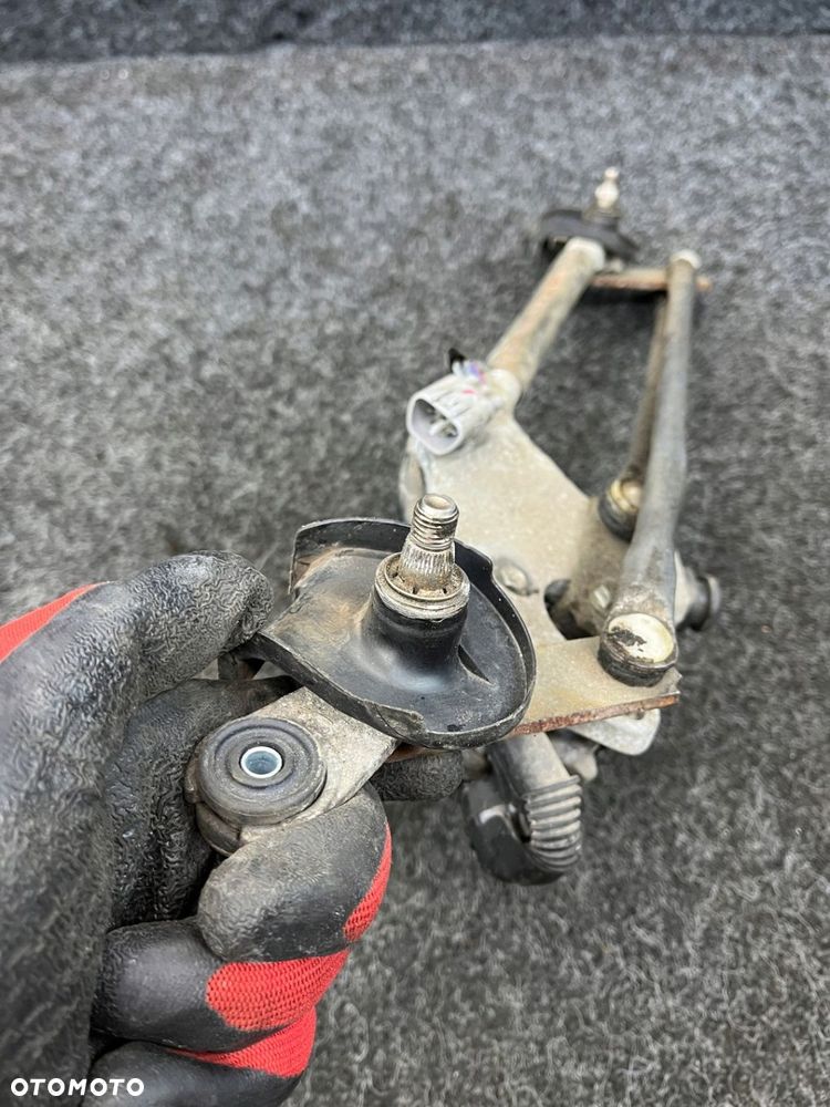 toyota corolla e15 mechanizm wycieraczek silniczek 8511012A20 - 7