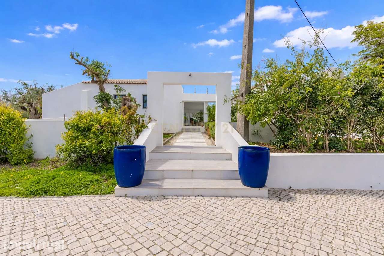 Moradia Renovada com Piscina em Quelfes, Olhão - Grande imagem: 5/31