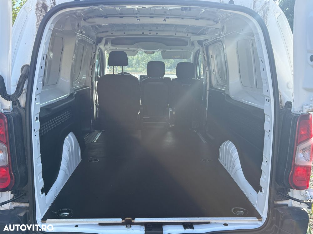 Opel Combo - 16