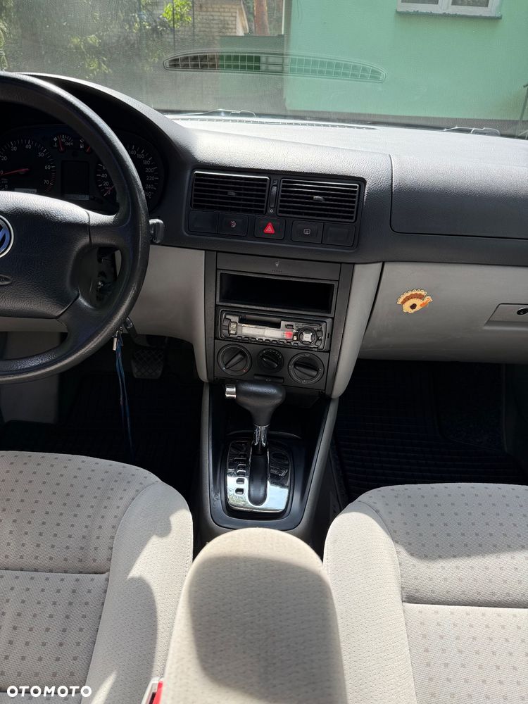 Volkswagen Golf 2.0 Comfortline - 12