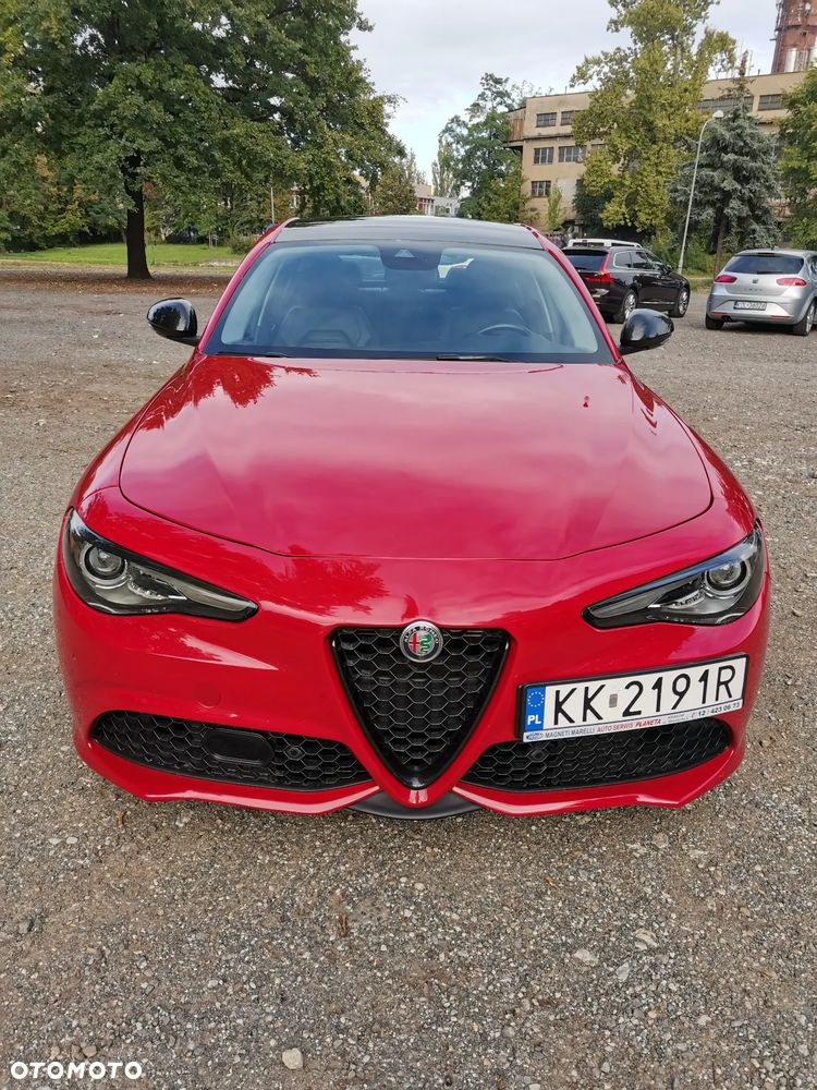 Alfa Romeo Giulia 2.0 Turbo 16V AT8-Q4 Ti - 22