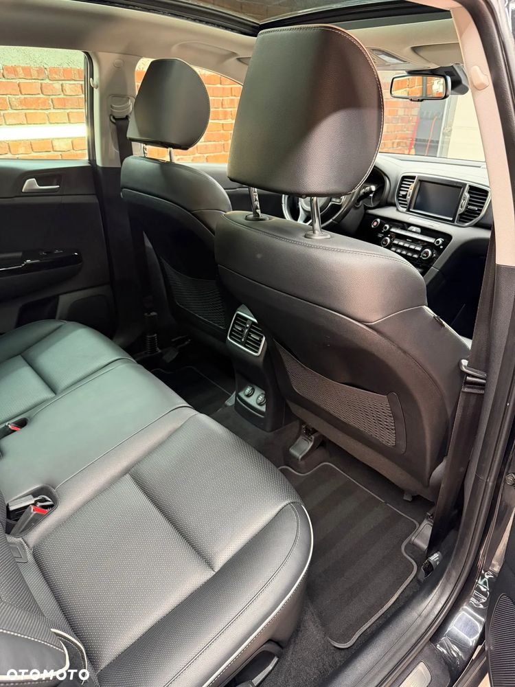 Kia Sportage 2.0 CRDI AWD VISION - 36