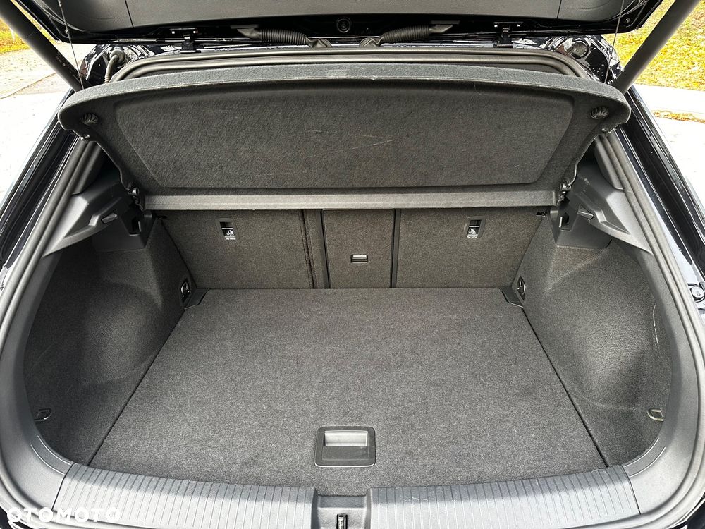 Volkswagen T-Roc - 14