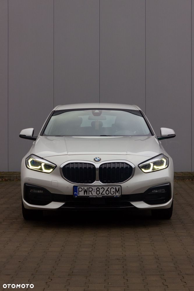 BMW Seria 1 118d Sport Line Shadow - 7