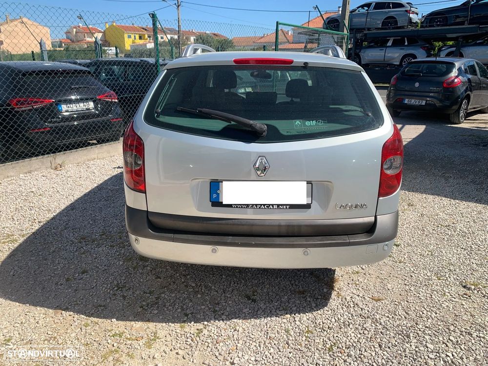 Renault Laguna Break 2.2 dCi Privilege - 3
