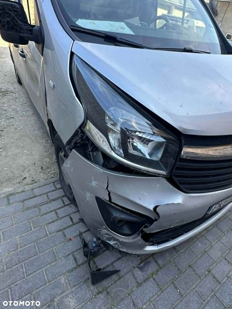 Opel Vivaro - 11