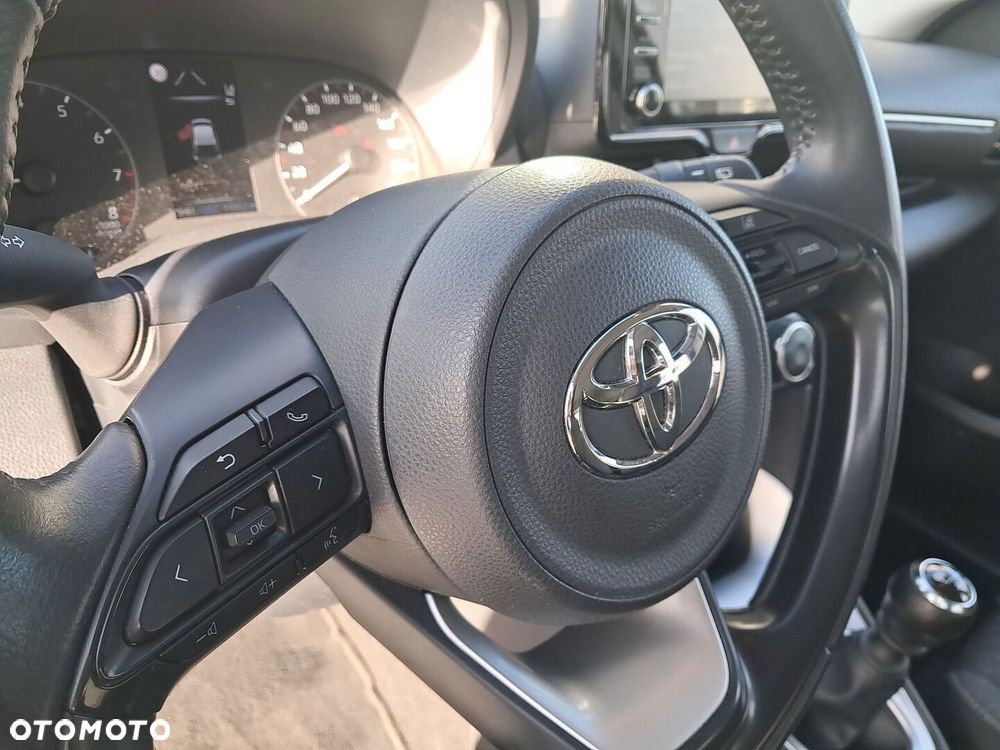 Toyota Yaris 1.5 Comfort - 15