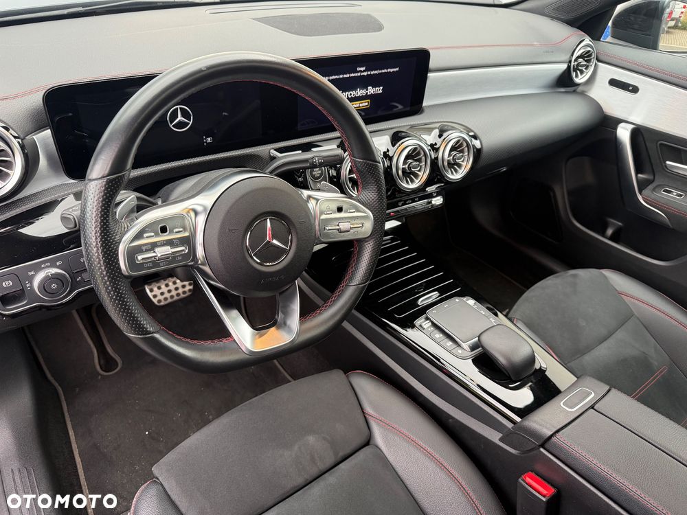 Mercedes-Benz CLA 200 AMG Line 7G-DCT - 15