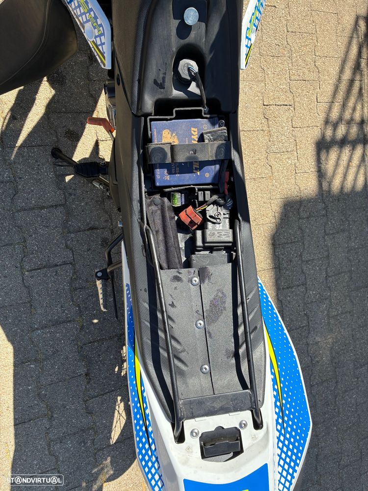 UM DSR SM Super Motard - 6