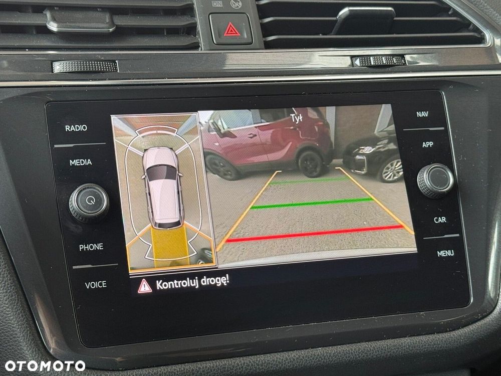 Volkswagen Tiguan - 26