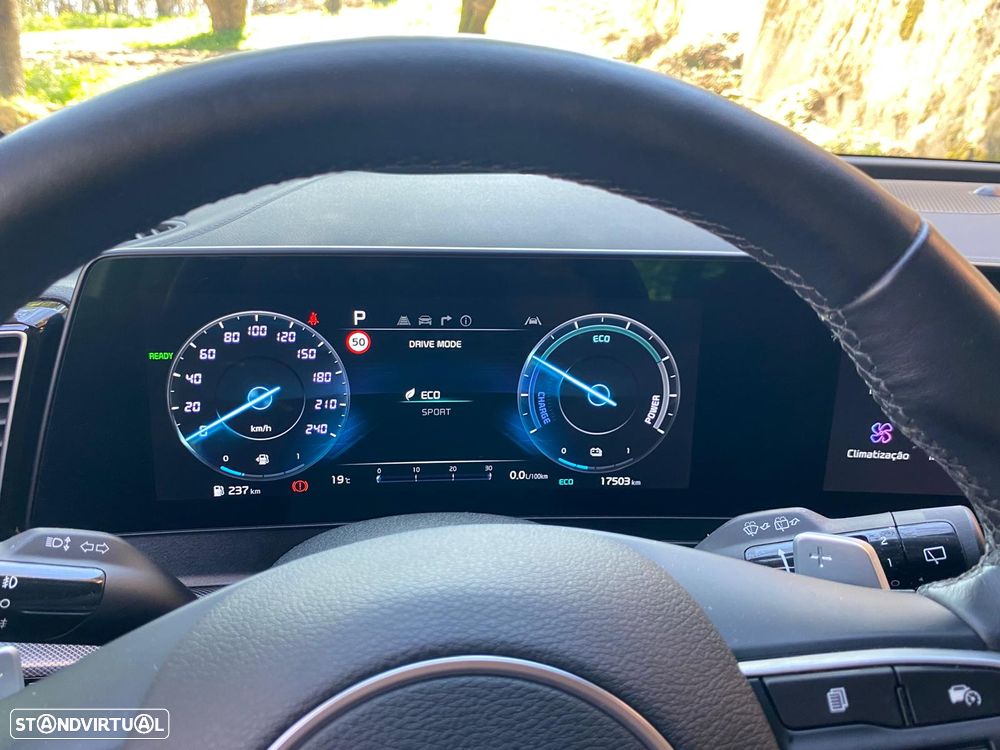 Kia Sportage 1.6 T-GDi HEV Tech - 21