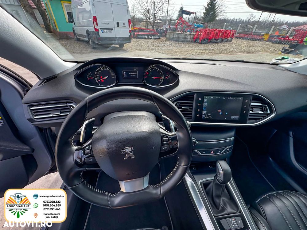Peugeot 308 - 11