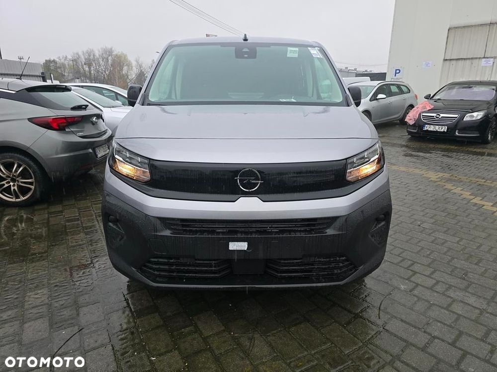 Opel Combo Cargo 1.5 BlueHDi L2 (brygadówka) - 3