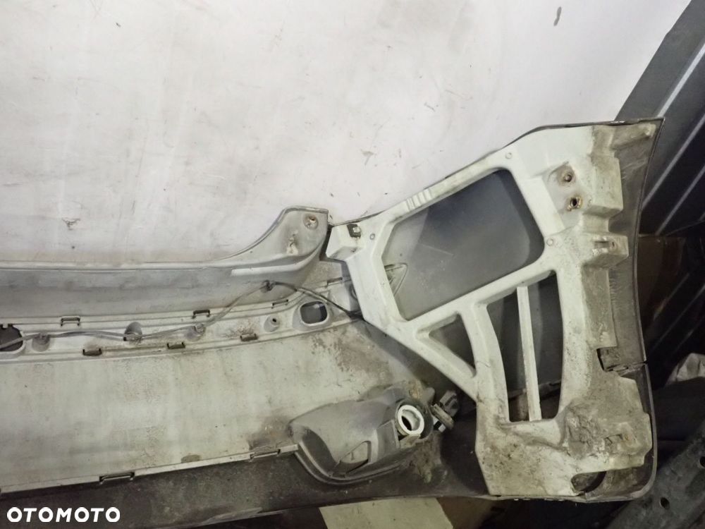 ZDERZAK TYŁ FORD FOCUS MK II - 11