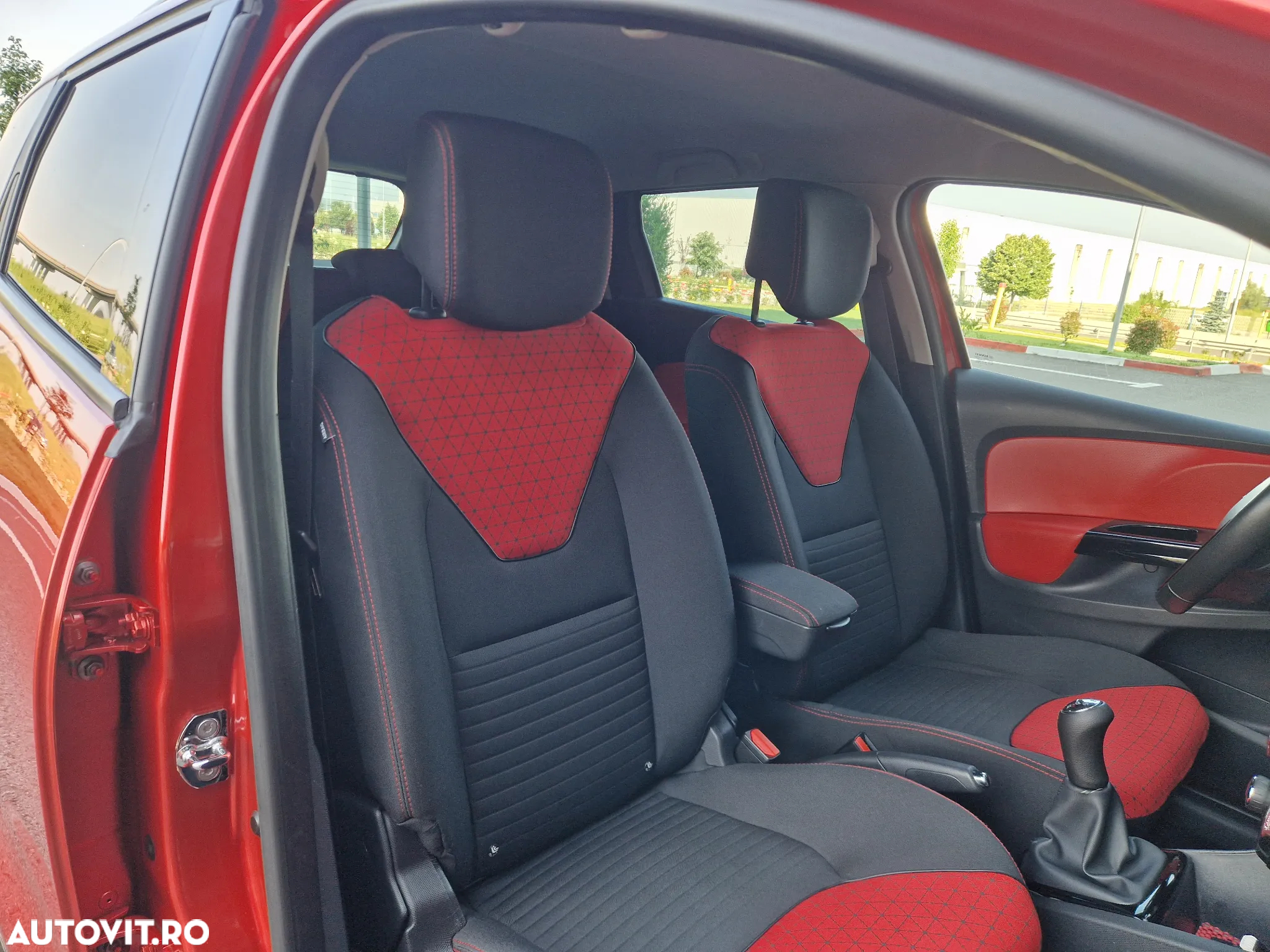 Renault Clio TCe 90 BUSINESS EDITION - 16