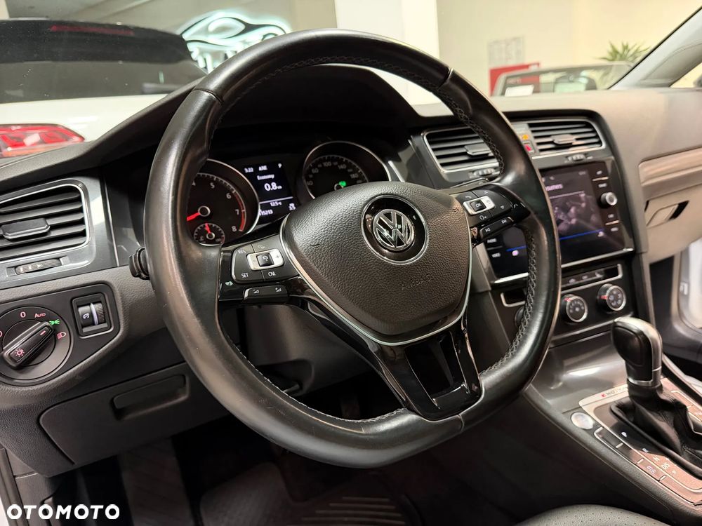 Volkswagen Golf 2.0 TSI OPF DSG R-Line - 27