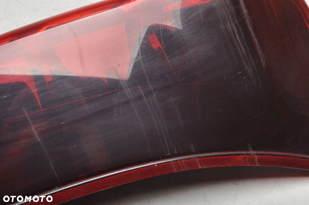 ISUZU D-MAX II LAMPA PRAWA TYLNA PRAWY TYŁ - 7