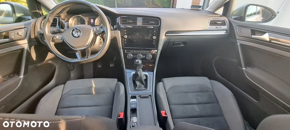 Volkswagen Golf 1.4 TSI BMT Highline - 16