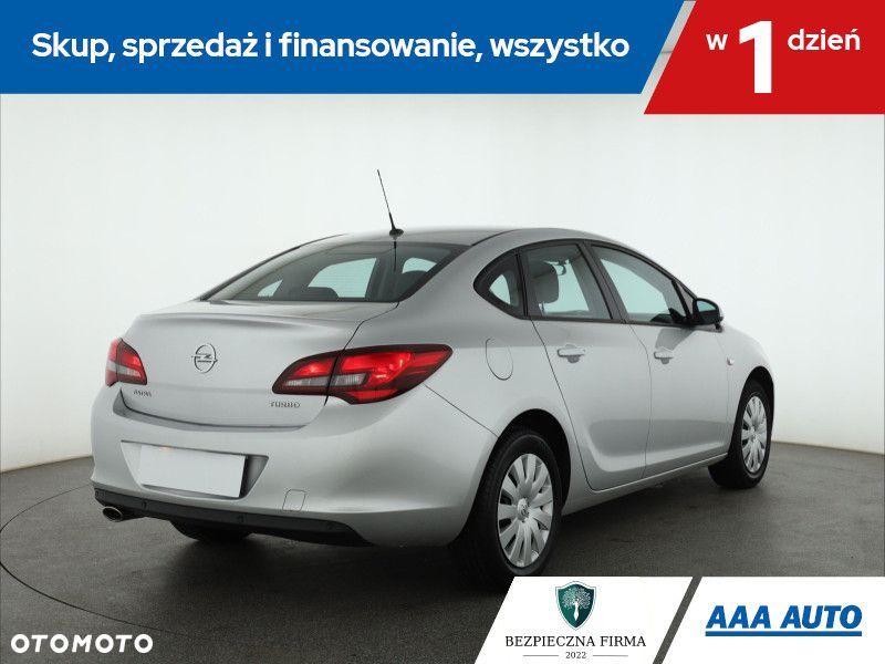 Opel Astra - 7