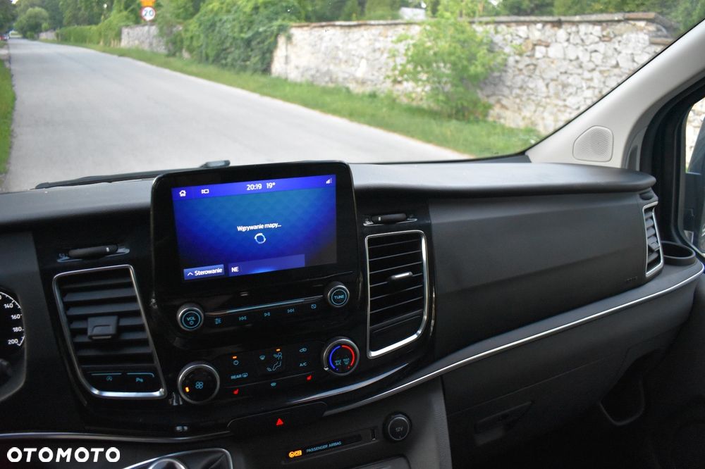 Ford Tourneo Custom 2.0 EcoBlue L1 Titanium - 8