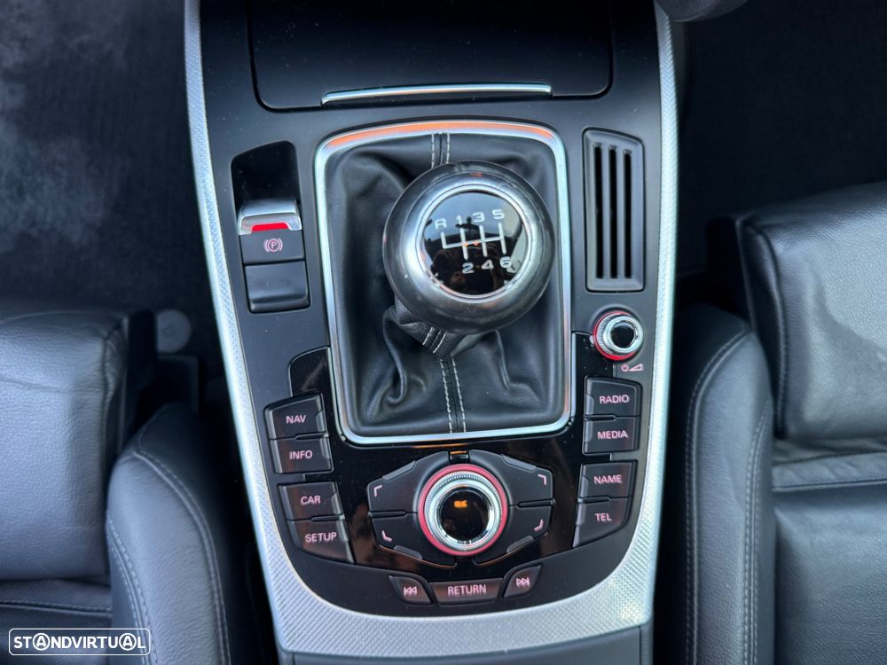 Audi A4 Avant 2.0 TDI DPF S line Sport Pack - 25