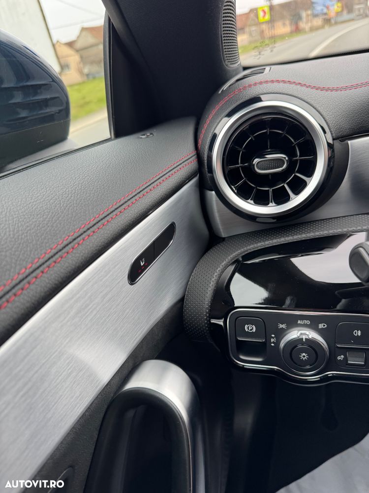 Mercedes-Benz CLA - 15