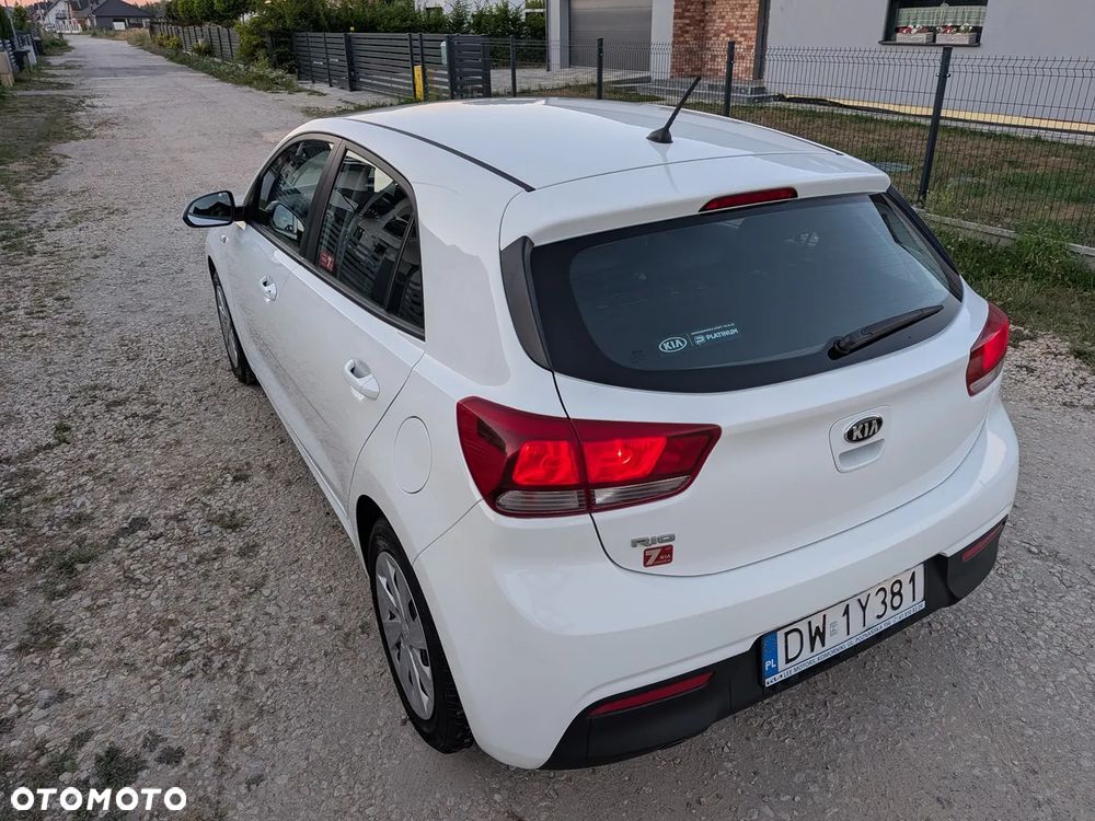 Kia Rio 1.2 M - 7