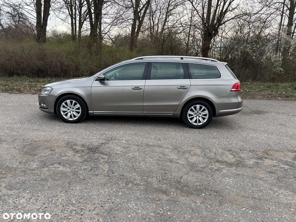 Volkswagen Passat 2.0 TDI Highline DSG - 8