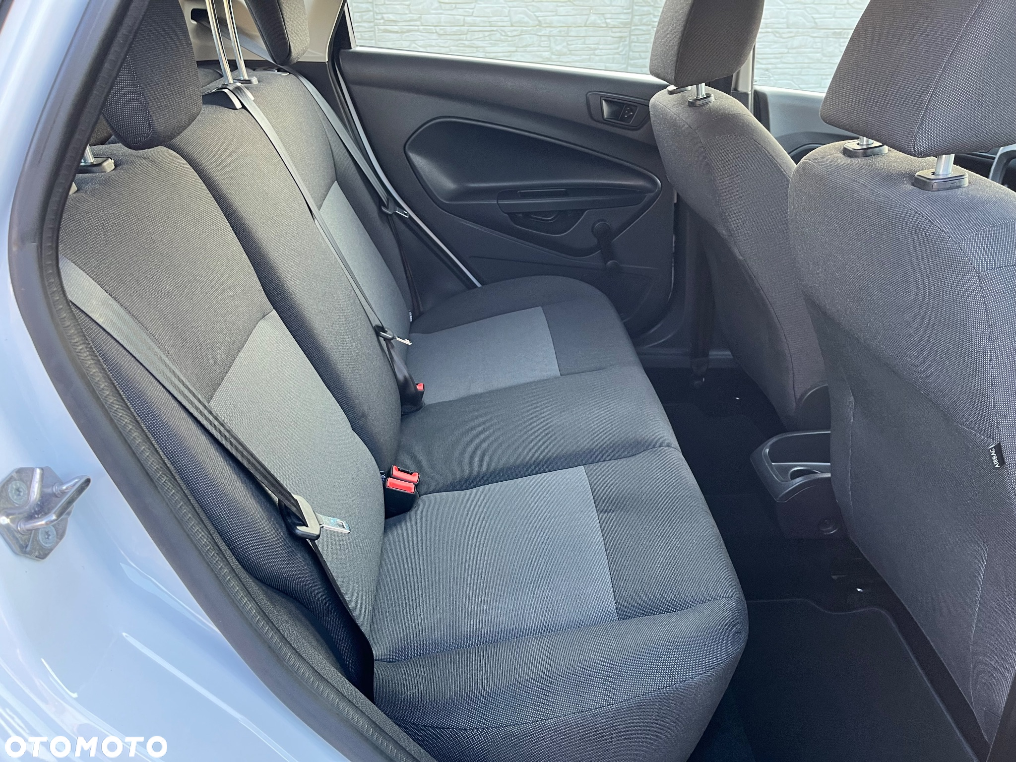 Ford Fiesta 1.25 Ambiente - 31