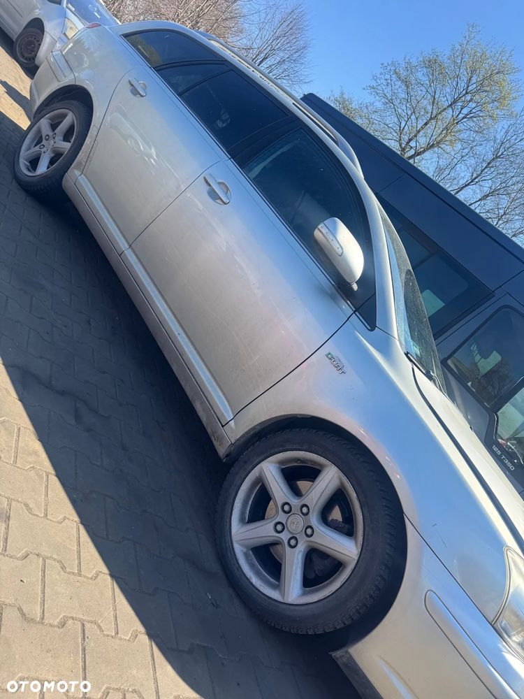 Toyota Avensis T25 na części - 2