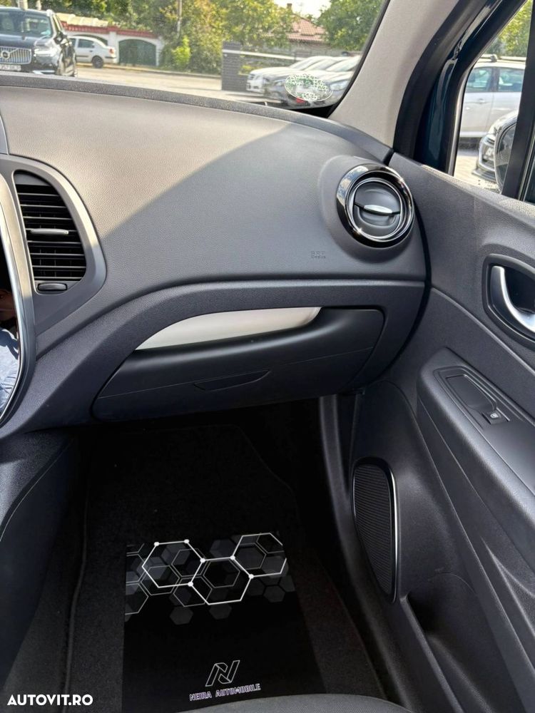 Renault Captur - 17