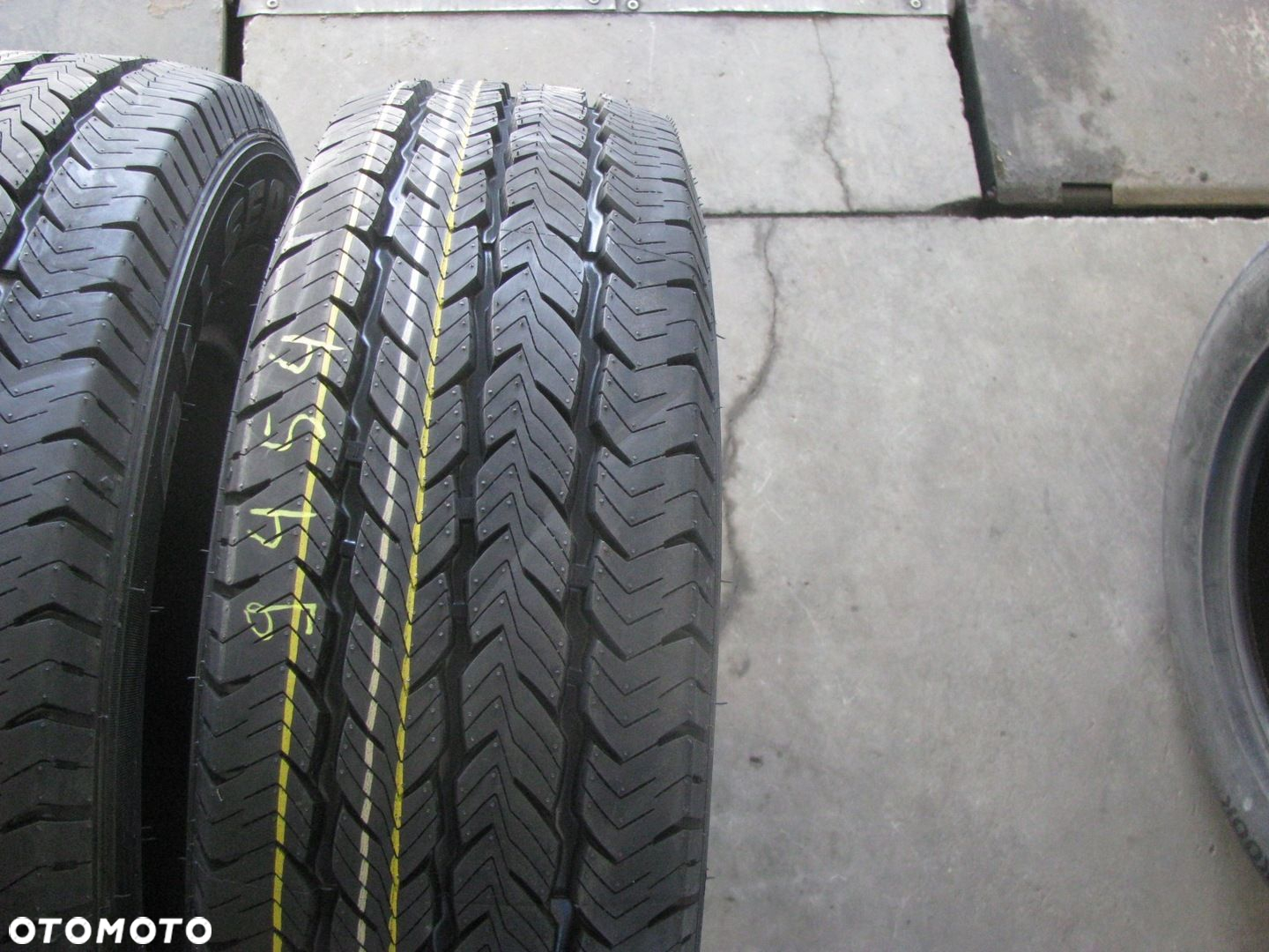 225/70R15C OVATION V-07 AS NOWE 2 szt. Całoroczne - 3