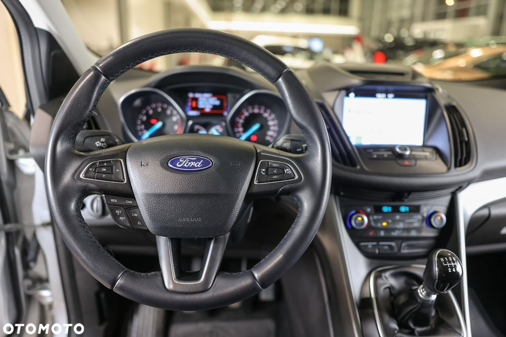Ford Kuga - 7