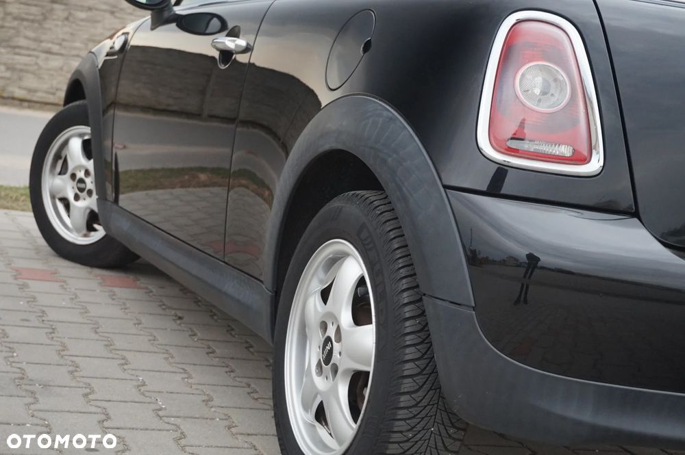 MINI Cooper Standard - 8