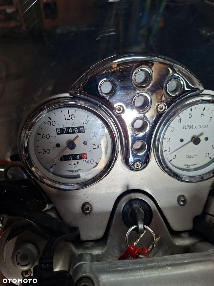 Moto Guzzi California - 14