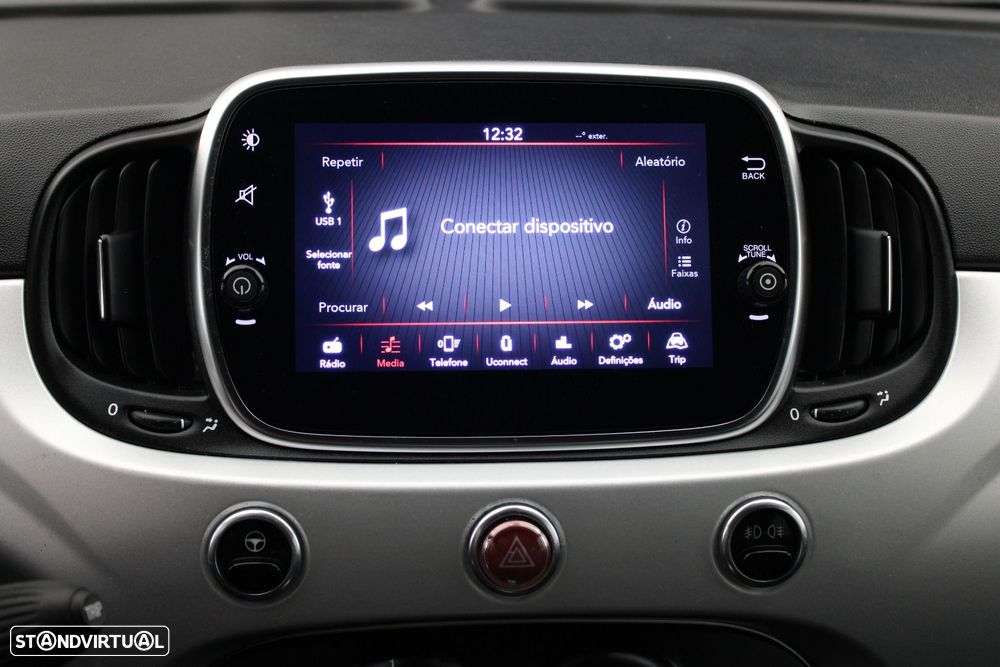 Fiat 500C 1.0 Hybrid Connect - 14