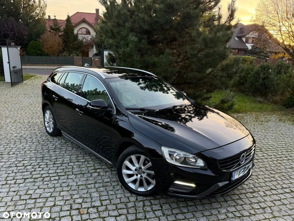 Volvo V60 D4 Geartronic Summum - 10