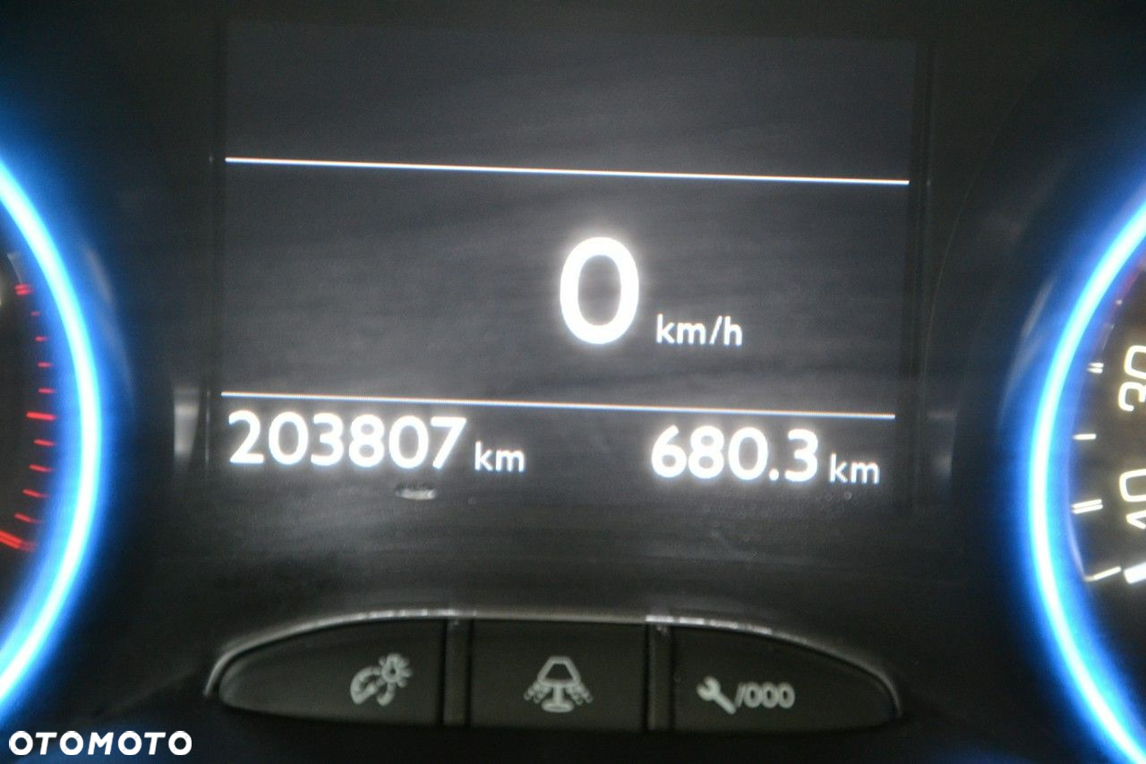 Peugeot 2008 - 19