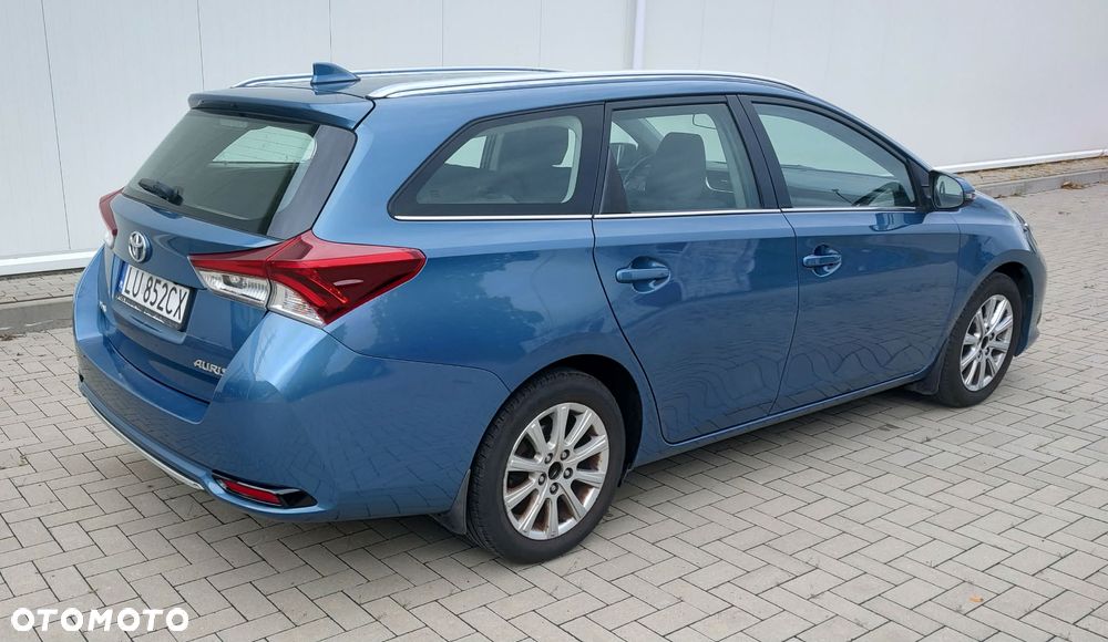 Toyota Auris - 8