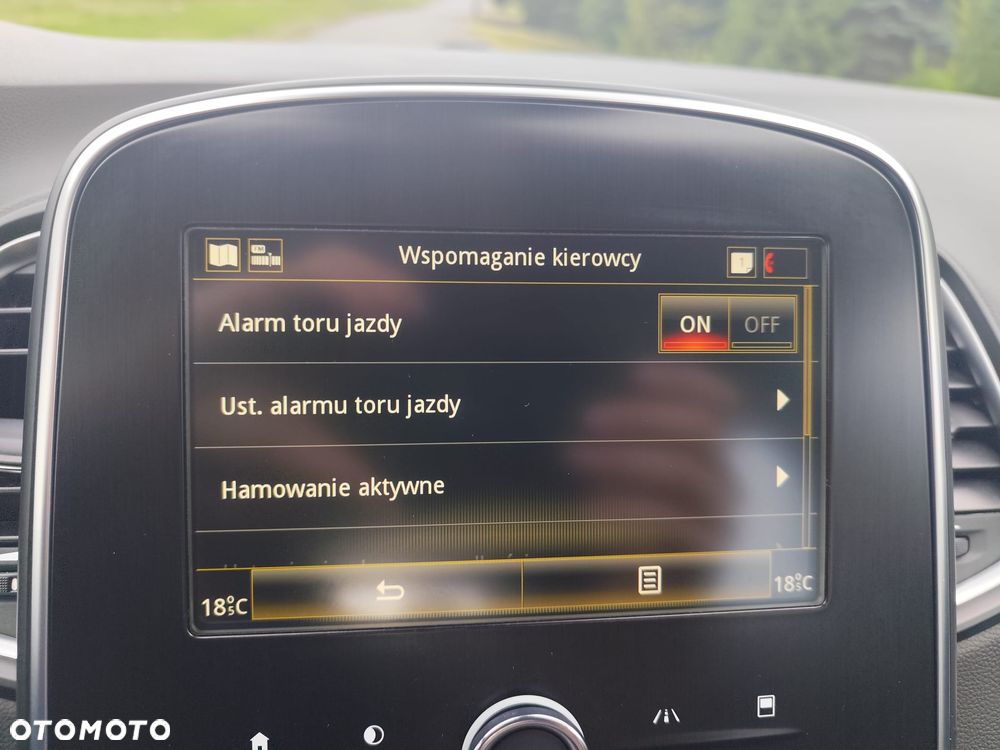 Renault Grand Scenic - 22