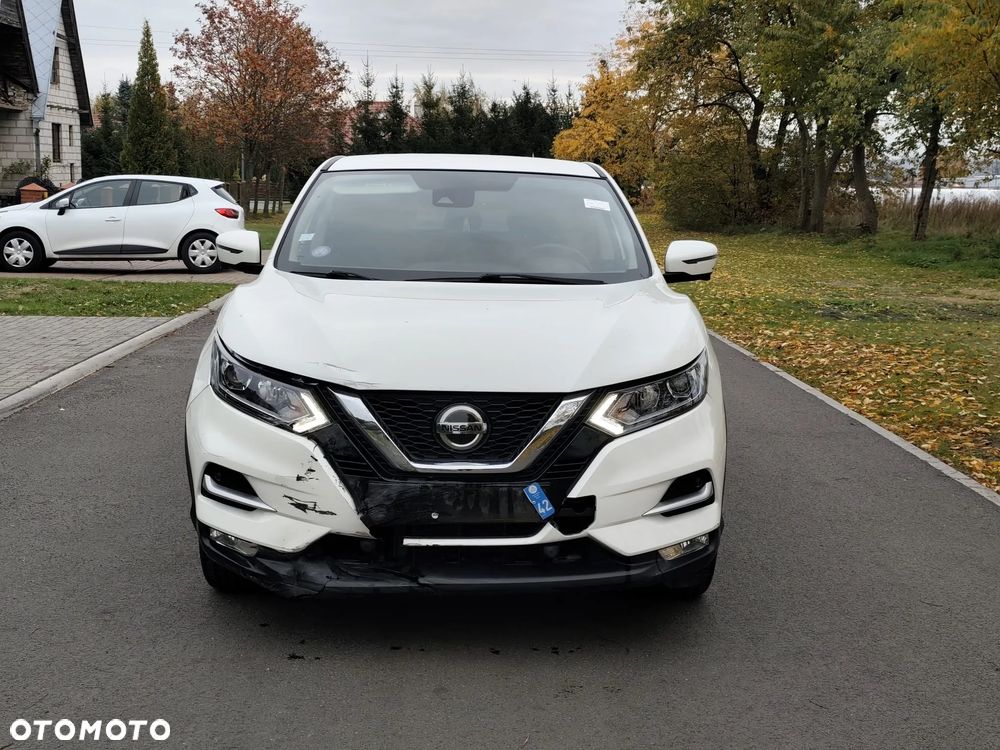 Nissan Qashqai - 1