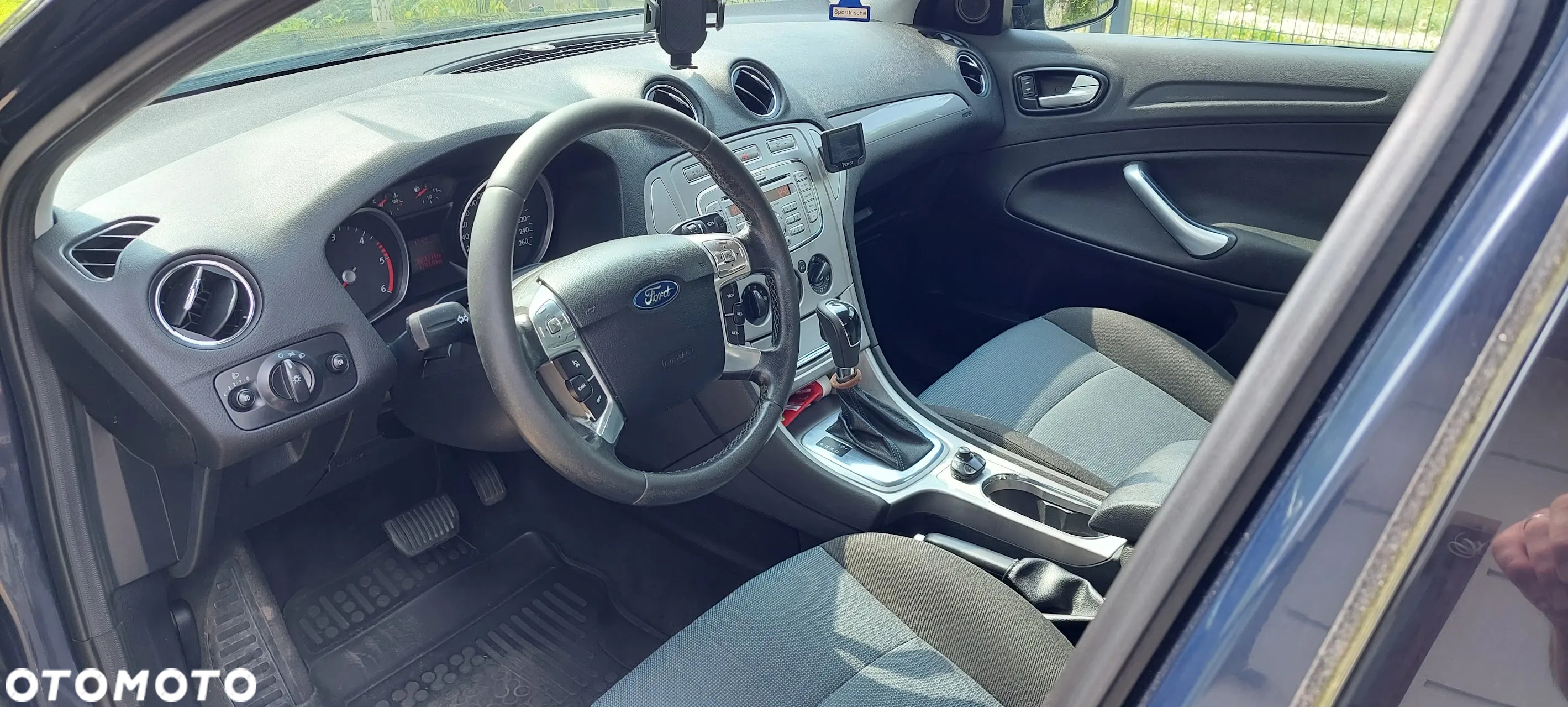 Ford Mondeo - 8
