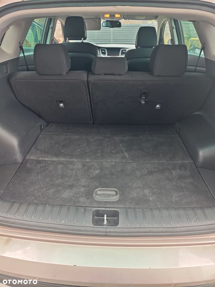 Hyundai Tucson blue 1.6 GDi 2WD Navi - 14