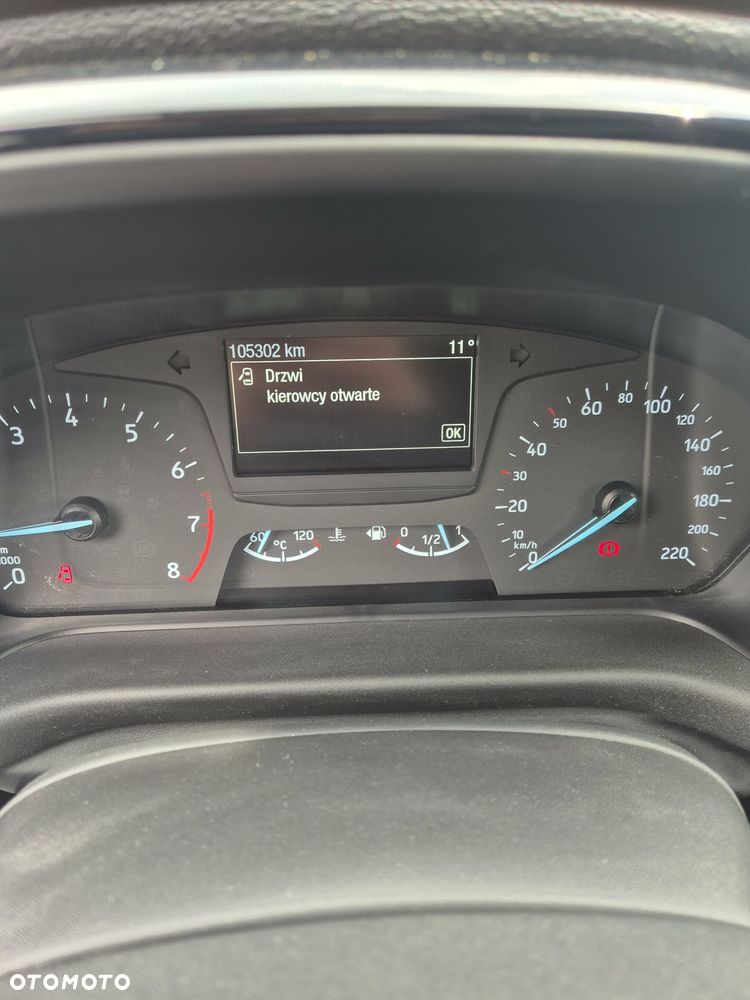 Ford Fiesta 1.1 S&S TREND - 6