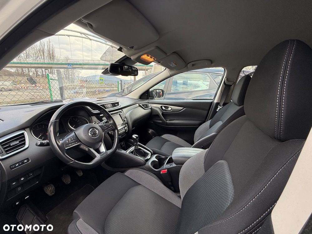 Nissan Qashqai 1.3 DIG-T Tekna - 37