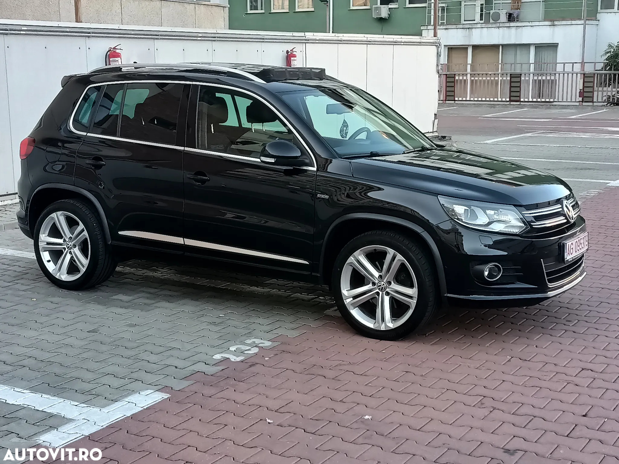 Volkswagen Tiguan 2.0 TDI DPF 4Motion BlueMotion Technology DSG CityScape - 9